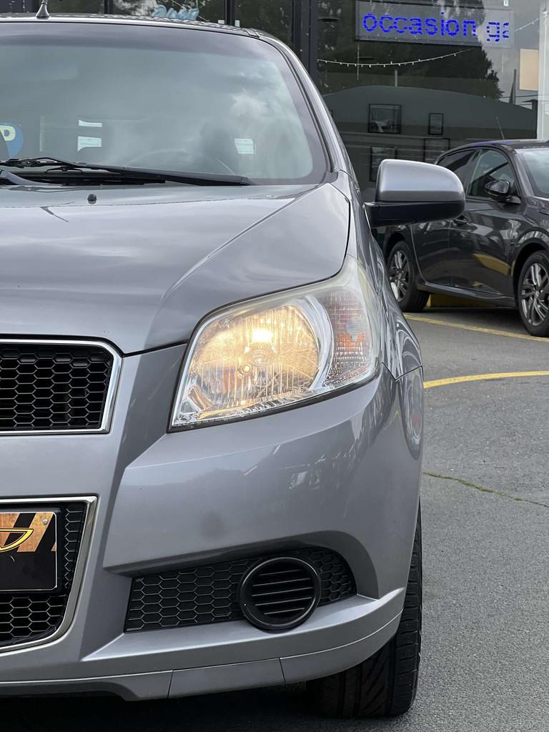 Chevrolet Aveo hatchback 1.2i*CLIMA*AUX*USB*garantie 12 mois, Auto's, Chevrolet, Voorwielaandrijving, 1206 cc, Stof, Aveo