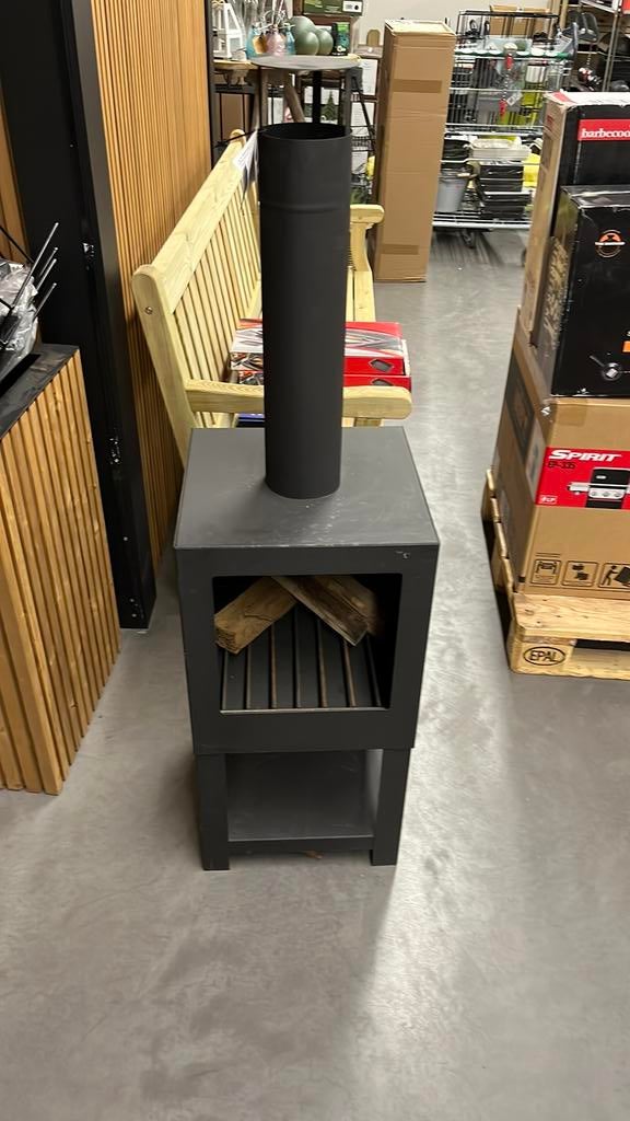 Tuinkachel, Tuin en Terras, Ophalen, Zo goed als nieuw