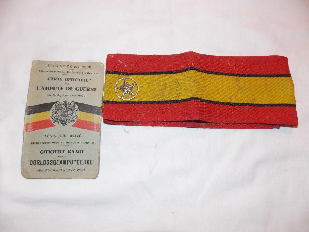 WWI Oorlogsinvalide armband en kaart, Ophalen of Verzenden, Landmacht, Embleem of Badge