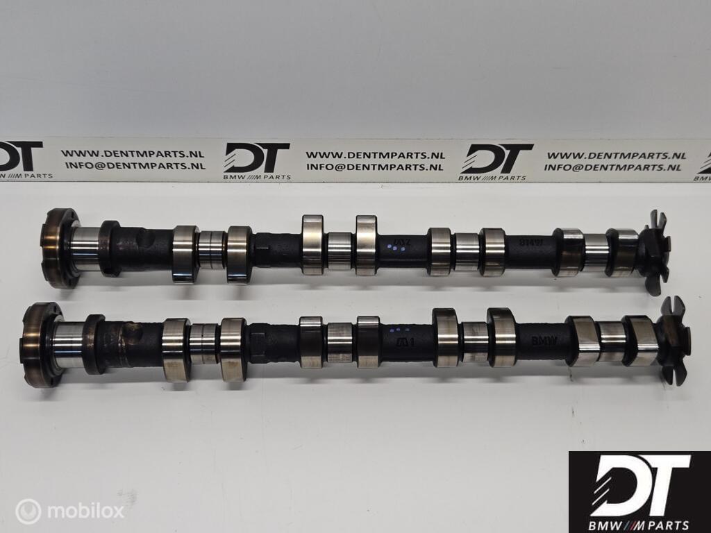 Nokkenas set in+uitlaat cyl. 5-8 BMW E39 M5 S62 11317831569, Auto-onderdelen, Gebruikt, Ophalen of Verzenden, BMW, BMW