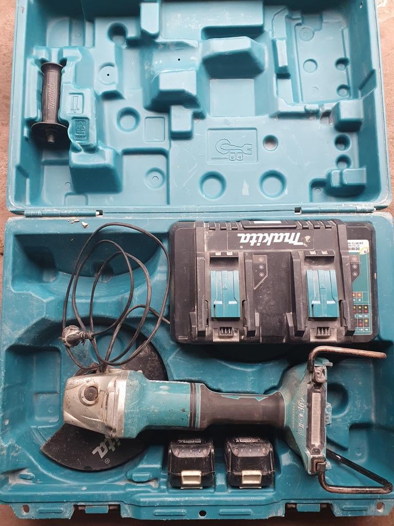 Makita DGA900PT2 36V (2x 18V) Li-Ion accu Haakse slijper set, Doe-het-zelf en Bouw, Ophalen of Verzenden