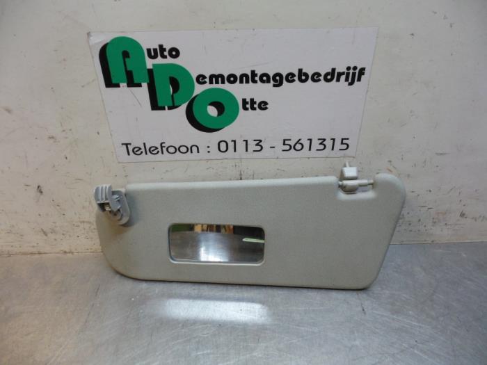 Zonneklep van een Chevrolet Kalos, Auto-onderdelen, Interieur en Bekleding, Gebruikt, -, Ophalen of Verzenden, -