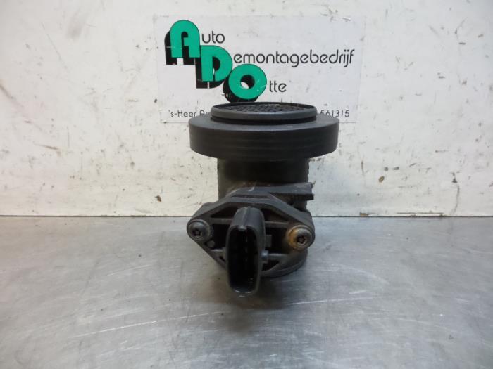 Compteur de masse d'air d'un Opel Corsa (Corsa C 00-), -, Opel, 3 mois de garantie, Utilisé