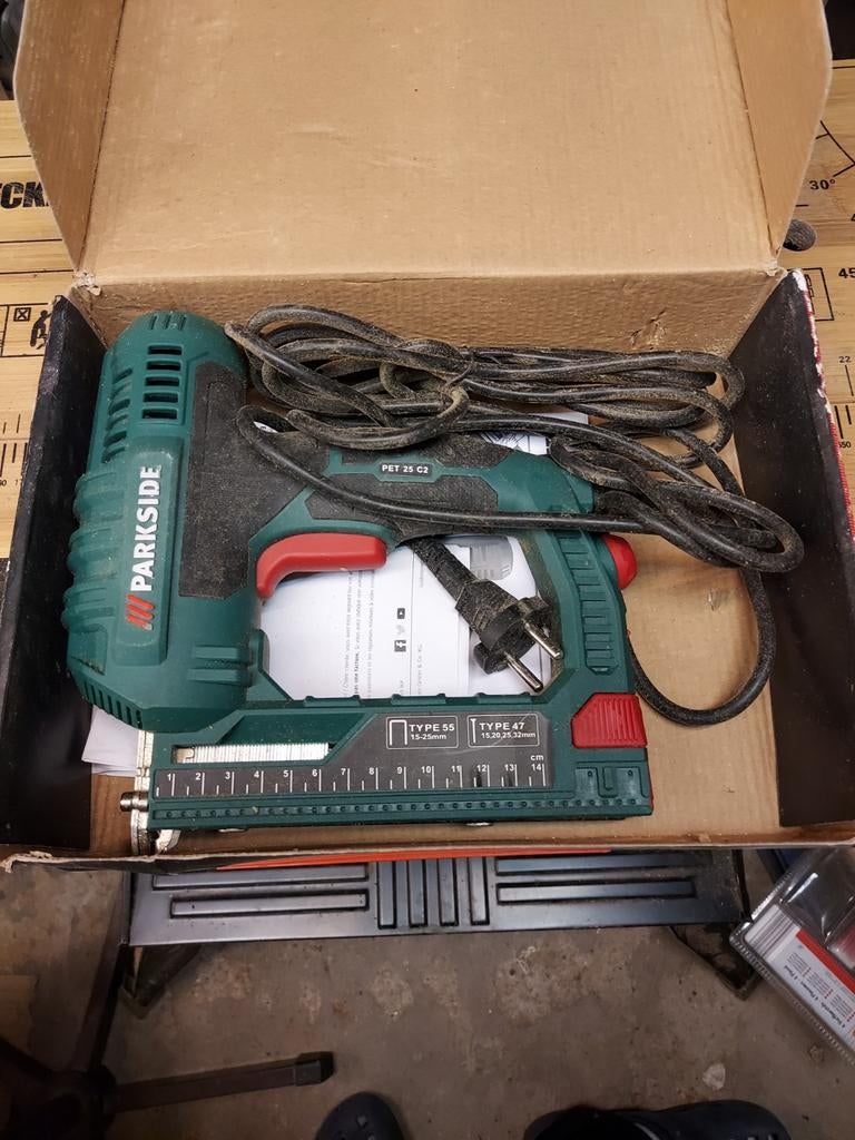 Agrafeuse parkside, Bricolage & Construction, Outillage | Scies mécaniques, Enlèvement, Utilisé, Parkside