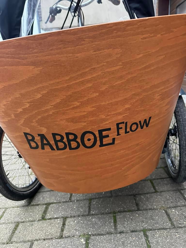 Babboe Flow bakfiets 2 jaar oud, Fietsen en Brommers, Ophalen, Zo goed als nieuw, Huif