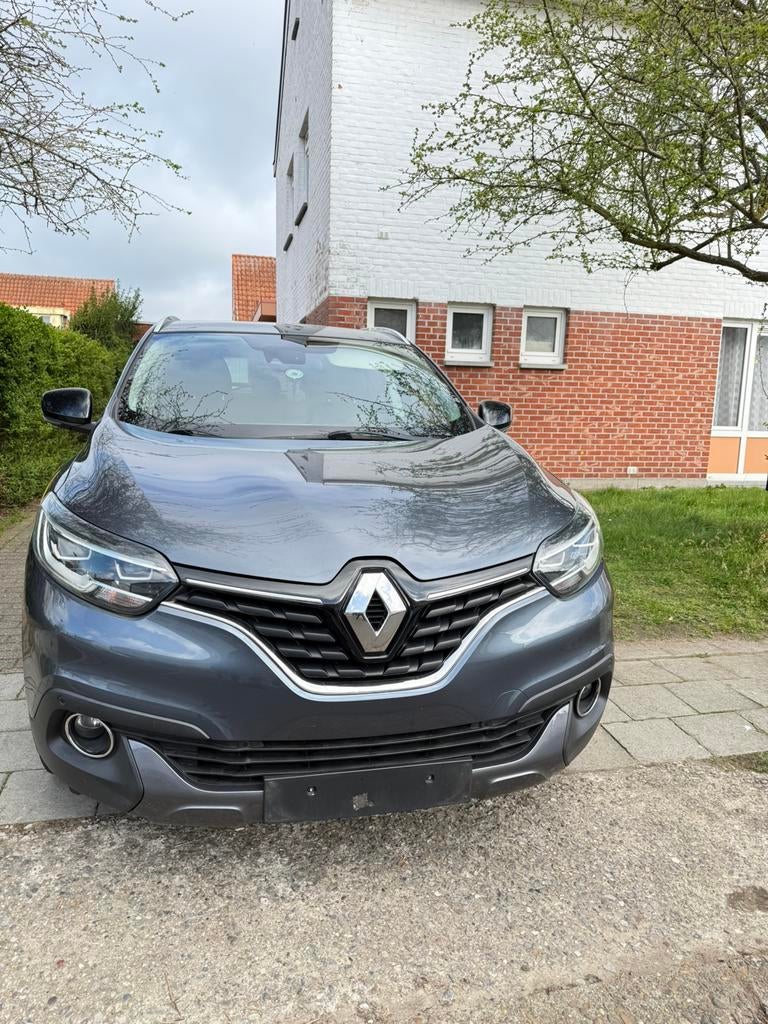 Renault Kadjar Benzine eerste Eigenaar met Verkoop Keuring, Auto's, Renault, Voorwielaandrijving, Kadjar, Leder en Stof, 96 kW