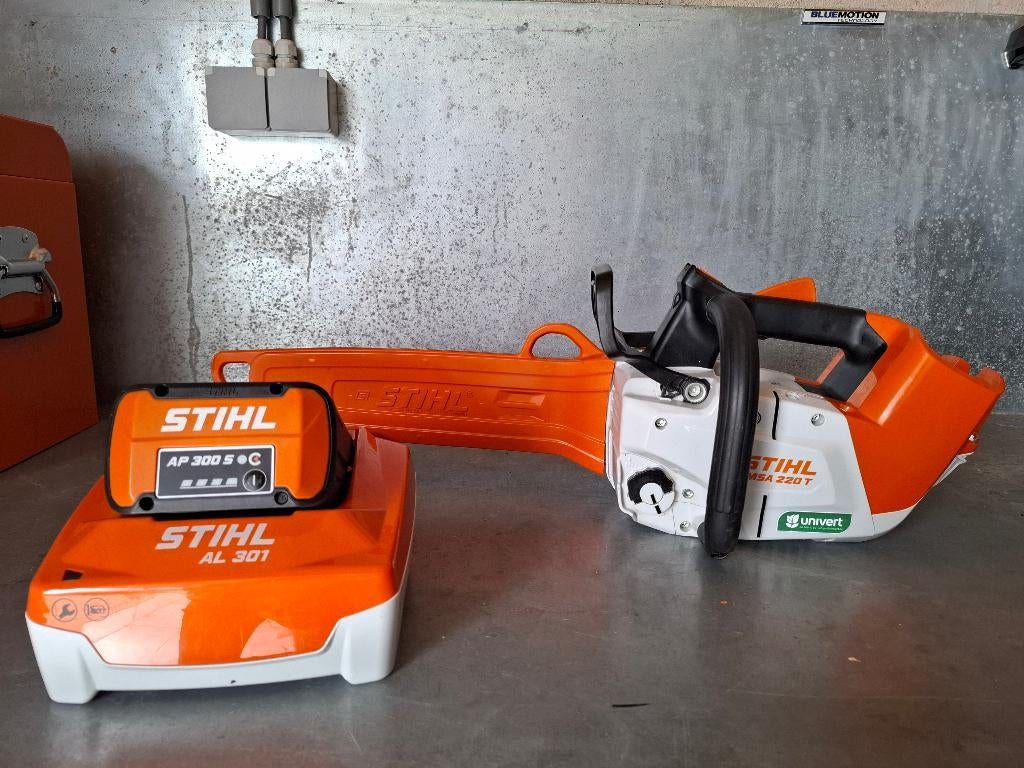 Tronçonneuse Stihl MSA 220TC-O, Jardin & Terrasse, Outils à main, Enlèvement, Comme neuf, Autres types, Stihl