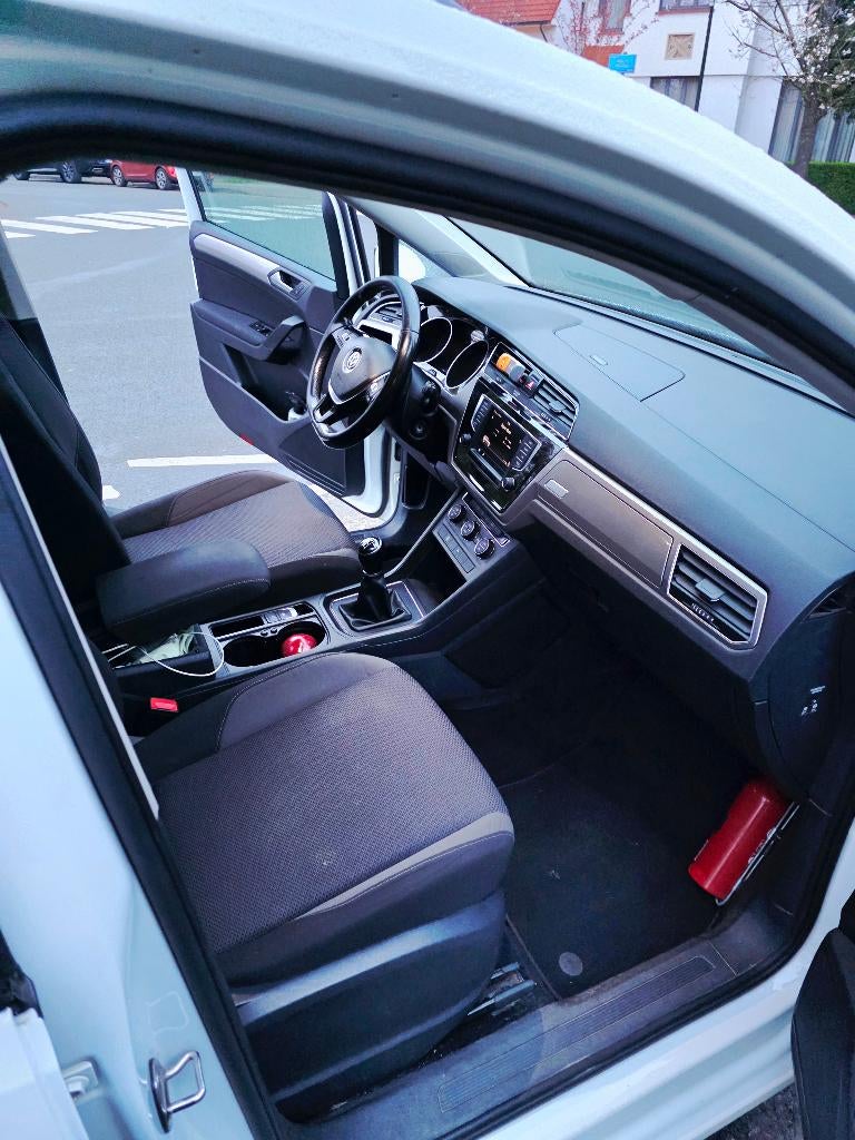 Touran, Voorwielaandrijving, Euro 6, 4 cilinders, USB