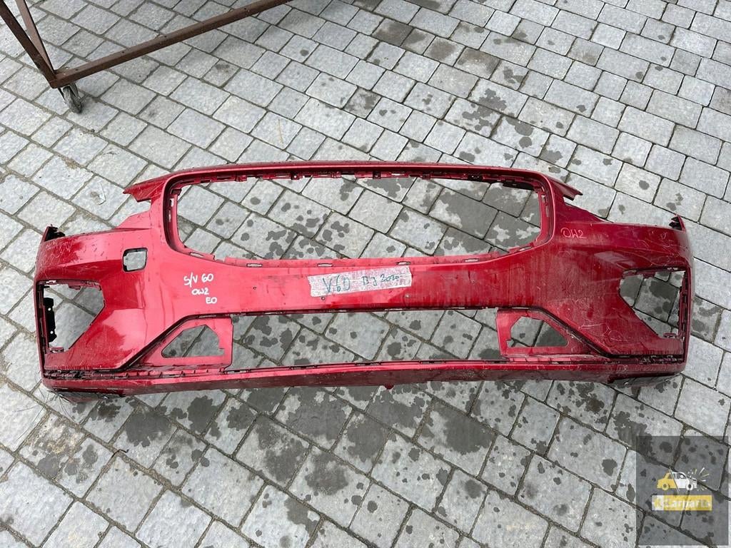 Volvo S60 III V60 II R-Design voorbumper, Auto-onderdelen, Gebruikt, Gunnar Engellaus vag 8
405 31  Gothenburg, SE, Info@volvocars.com