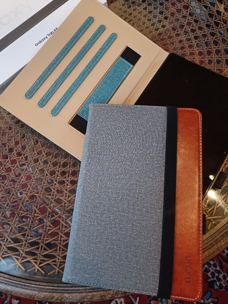 Galaxy Tab A8 32GB tablet met Lucmo hoes (x2), Ophalen, Samsung galaxy tablet, 32 GB, 11 inch