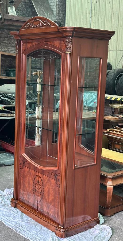 Vitrine italienne, Enlèvement, Comme neuf, Verre