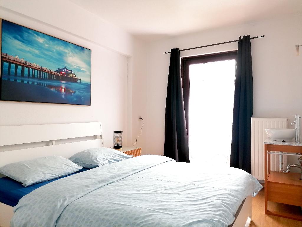 App. Blankenberge zeedijk 6pers. + privétuin PAASVAKANTIE, Vakantie, Eigenaar