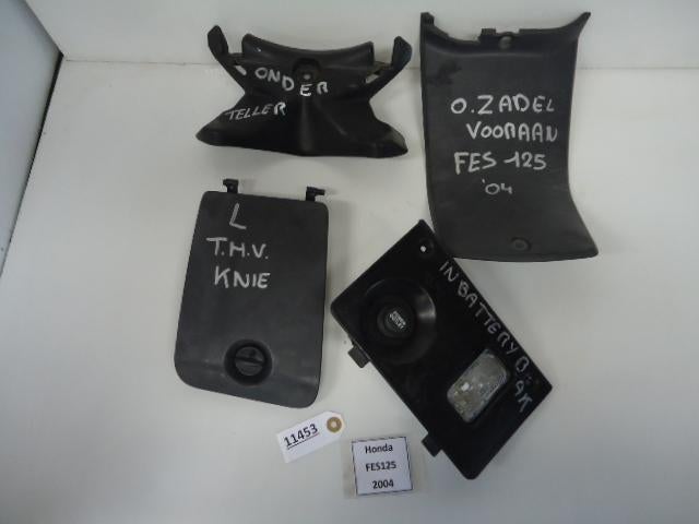 FES125 Pantheon 1997 - 2006 Honda Cover D1-13024, Motoren, Onderdelen | Honda