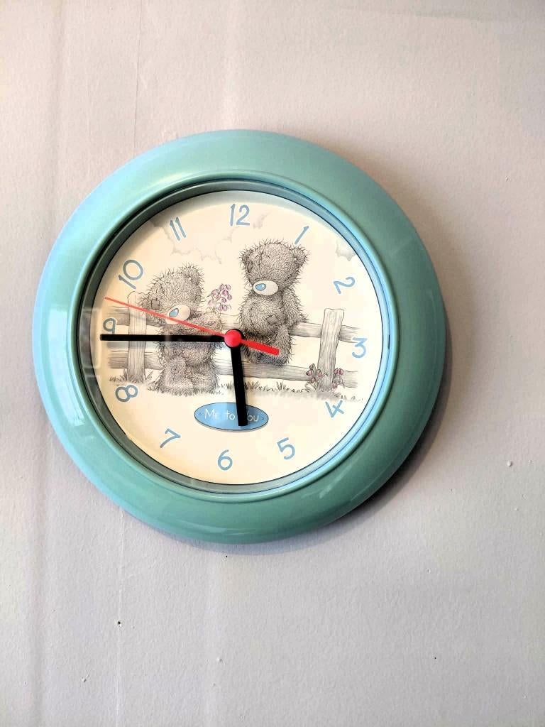 Me to You wandklok – uitstekende staat!, Ophalen of Verzenden, Wandklok