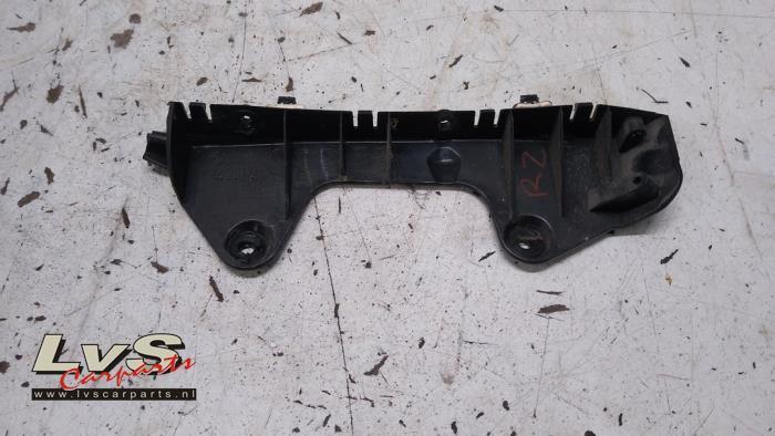 Support pare-chocs arrière droit d'un Renault Clio, Renault, -, 3 mois de garantie, Utilisé