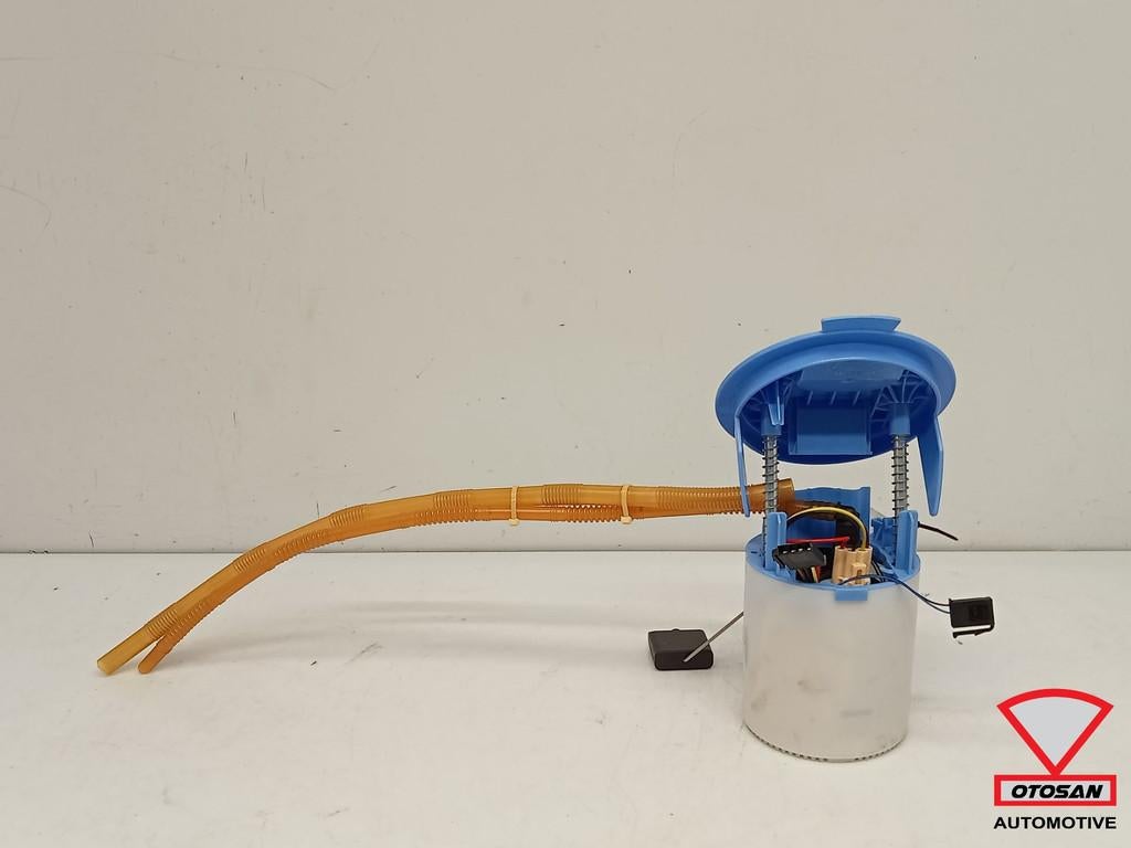 Pompe carburant Mercedes Classe C W204 A218700094, Autos : Pièces & Accessoires, Mercedes-Benz AG, Mercedes-Benz, Utilisé, Mercedesstrasse 120
70372  Stuttgart, DE