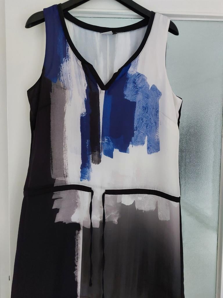 Robe miss captain., Enlèvement