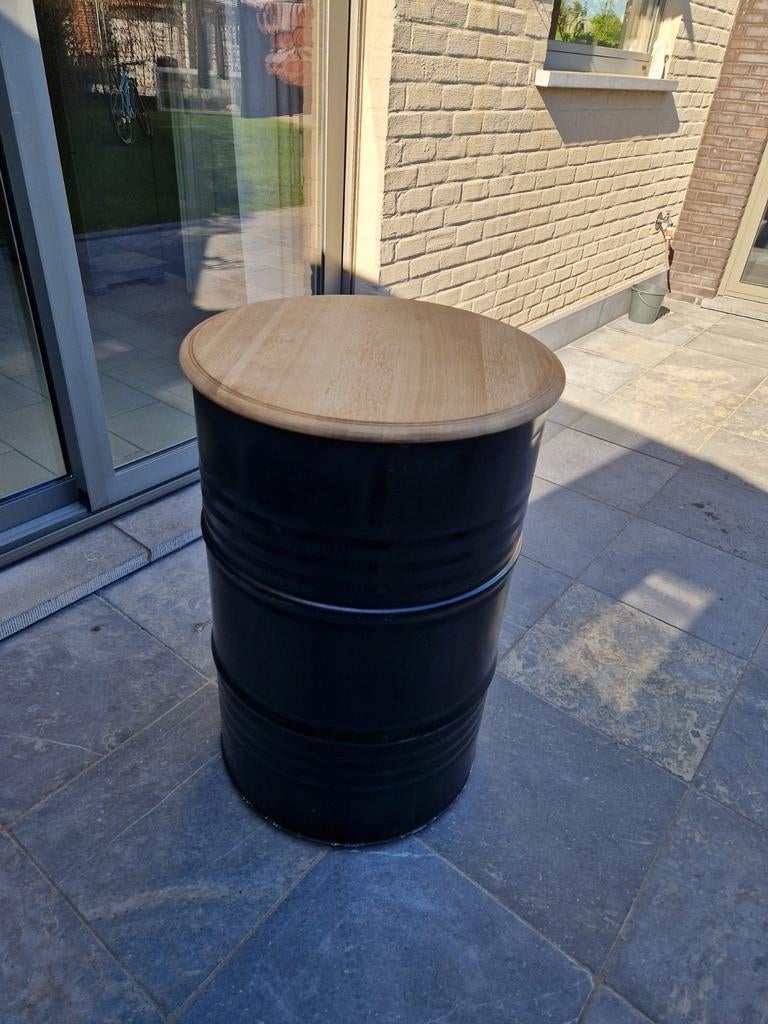 Olievat bijzettafel of party tafel...met massief eiken blad, Enlèvement