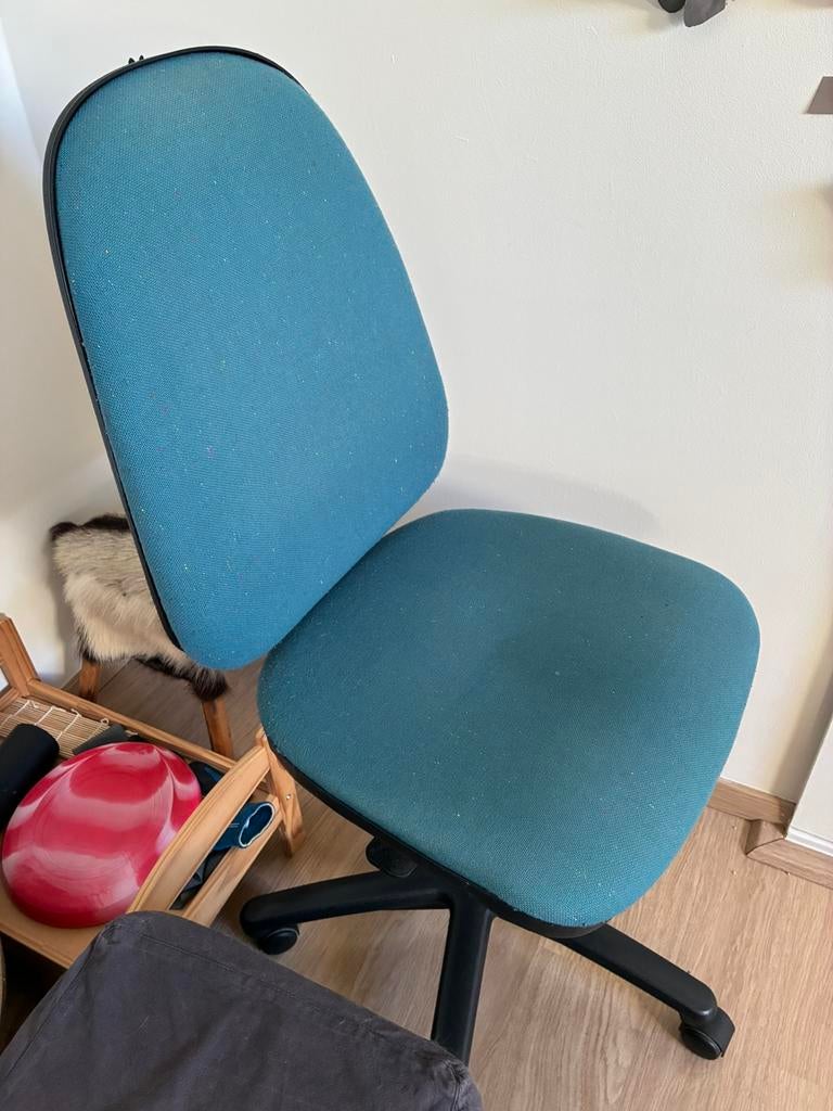 Chaise de bureau, ramassage uniquement, Enlèvement, Comme neuf, Bleu, Chaise de bureau