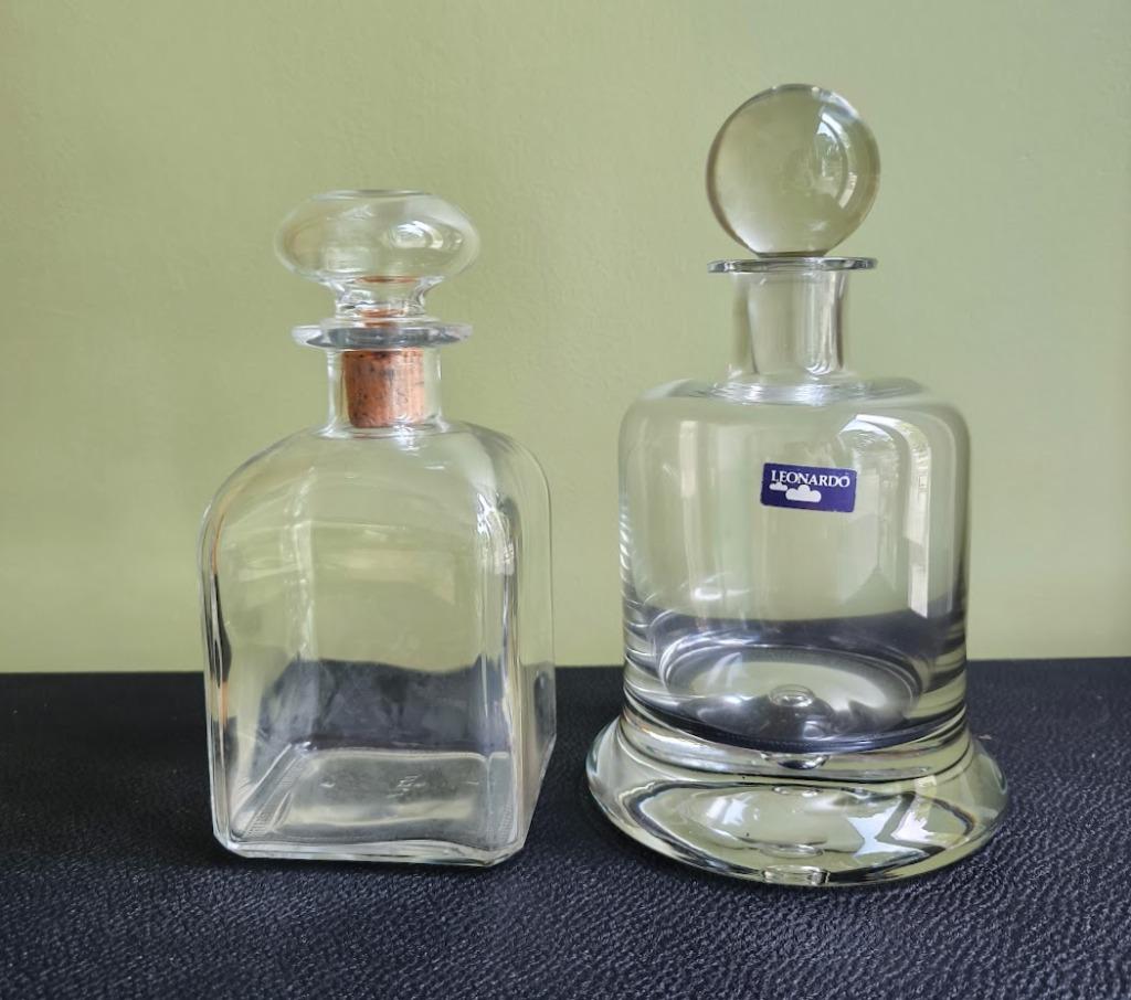 2 carafes en verre, Enlèvement ou Envoi