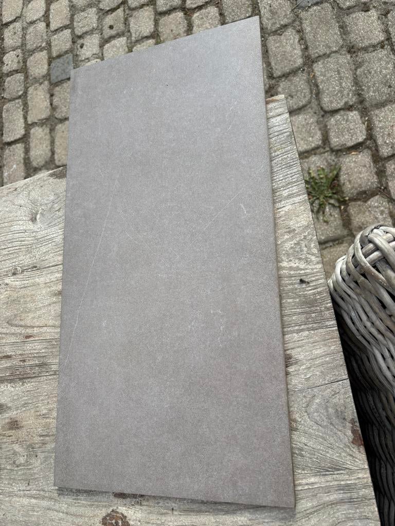 Grijs/bruine tegels, Doe-het-zelf en Bouw, Tegels, Ophalen, 40 tot 60 cm, Keramiek, Overige typen