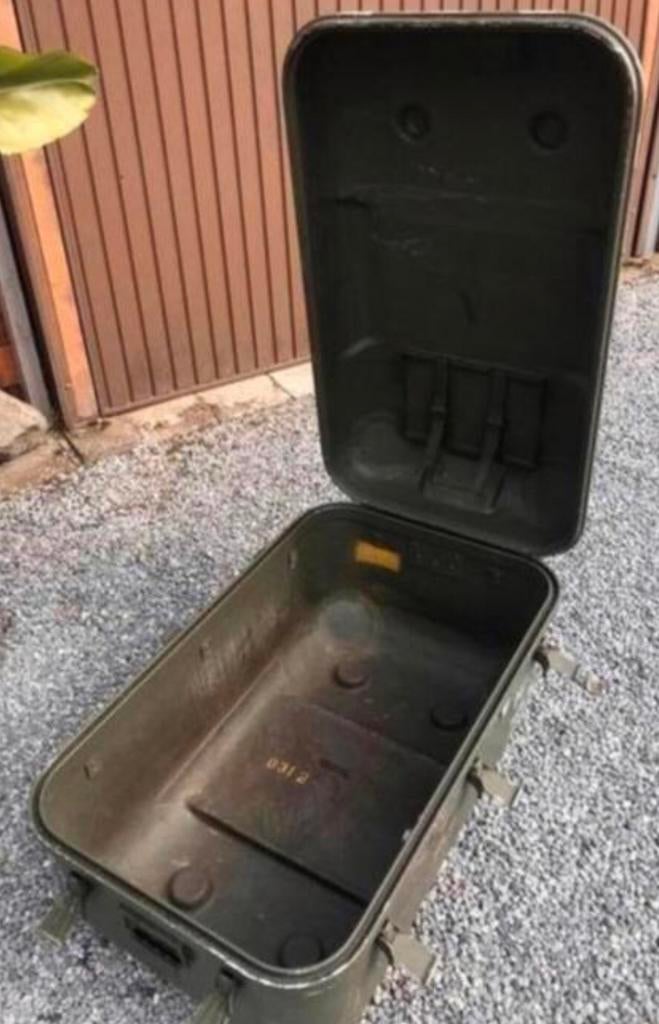 Waterdichte originele legerkist, Verzamelen, Militaria | Algemeen, Ophalen