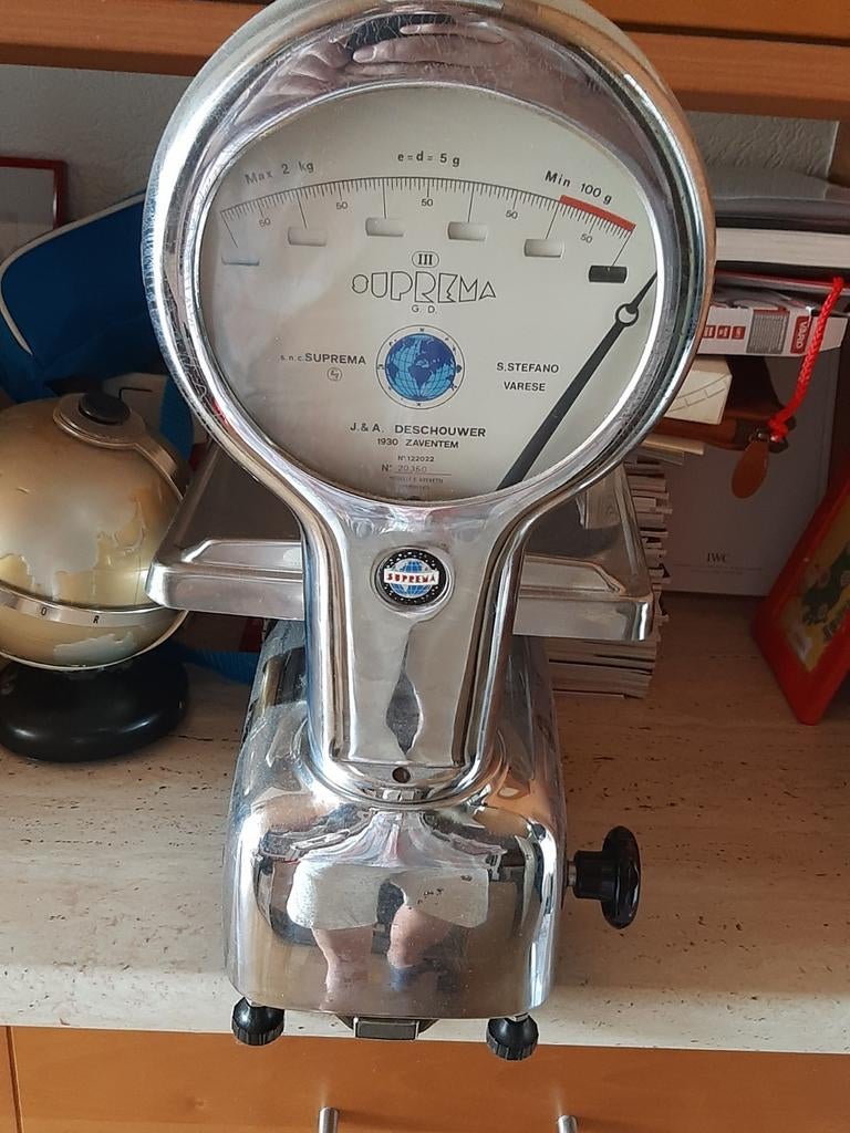 Vintage balance épicerie SUPREMA 2 kg inox brillant. Italy, Enlèvement ou Envoi, Comme neuf