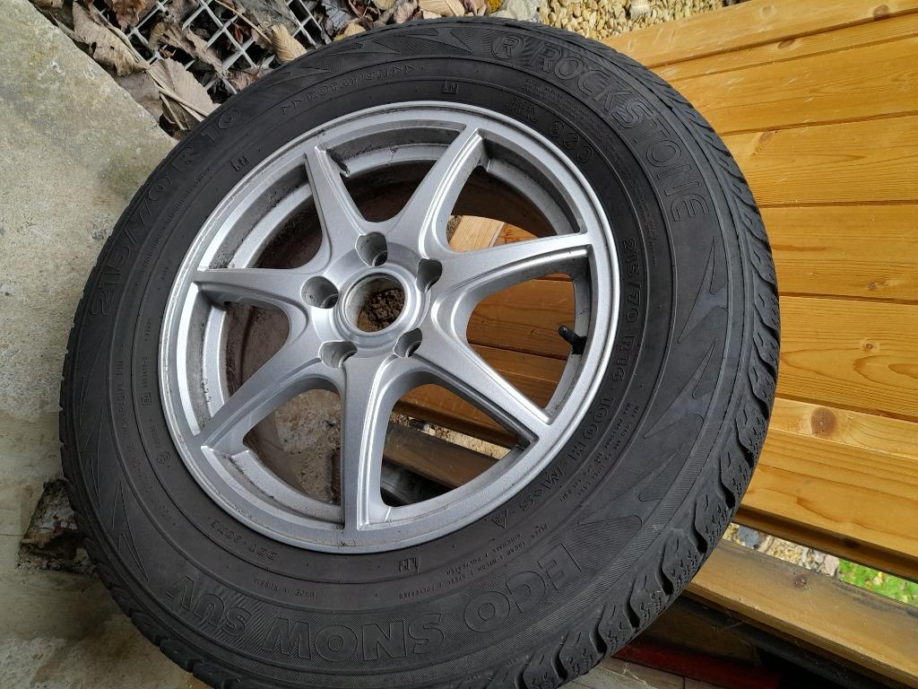 Pneu neige pour Kia Sportage, Autos : Pièces & Accessoires, Pneus & Jantes, Pneu(s), Pneus hiver, 16 pouces, 215 mm, Autre, Utilisé