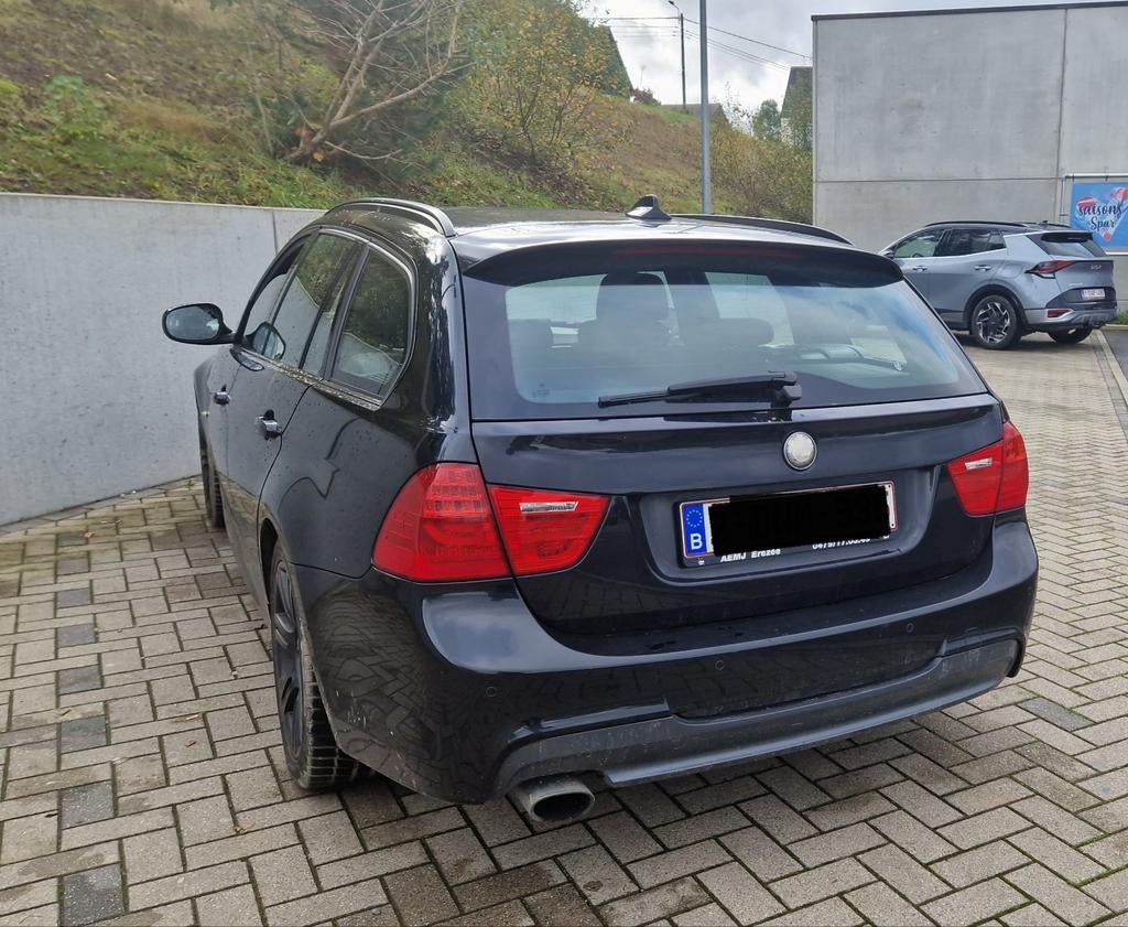 BMW 318i Touring M Pack- nouveau moteur, Autos, Cuir, Euro 5, Achat, Boîte manuelle