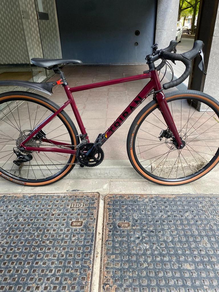 Vélo triban Gravel 520, Vélos & Vélomoteurs, Vélos | Femmes | Vélos de sport & de randonnée, Comme neuf, Enlèvement