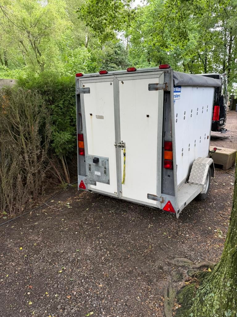 Ifor williams dichte remork, Ophalen, Zo goed als nieuw