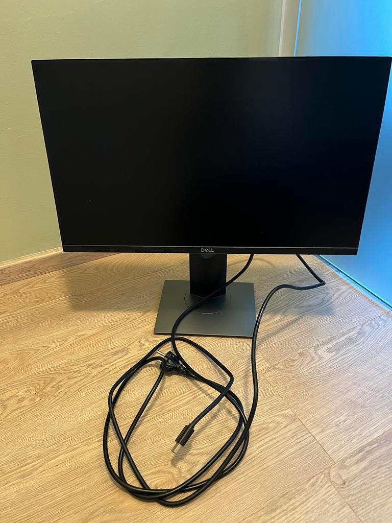 Computerscherm Dell te koop, Computers en Software, Ophalen, Zo goed als nieuw, In hoogte verstelbaar