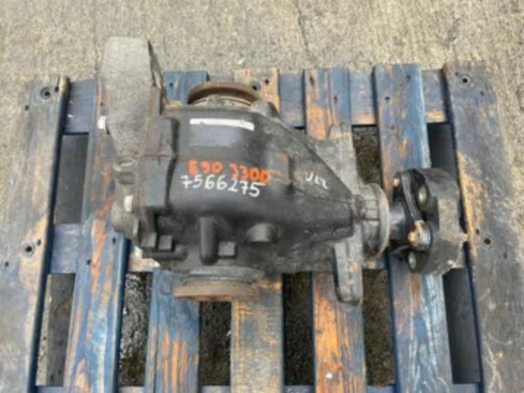 BMW 3 E90 pont arrière 330d 7566275, Enlèvement, Utilisé, BMW