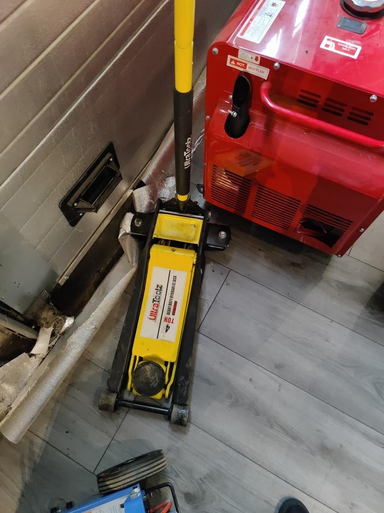 Cric de garage UltraToolz 4 tonnes neuf, Enlèvement ou Envoi, Neuf, Hydraulique, Cric de garage