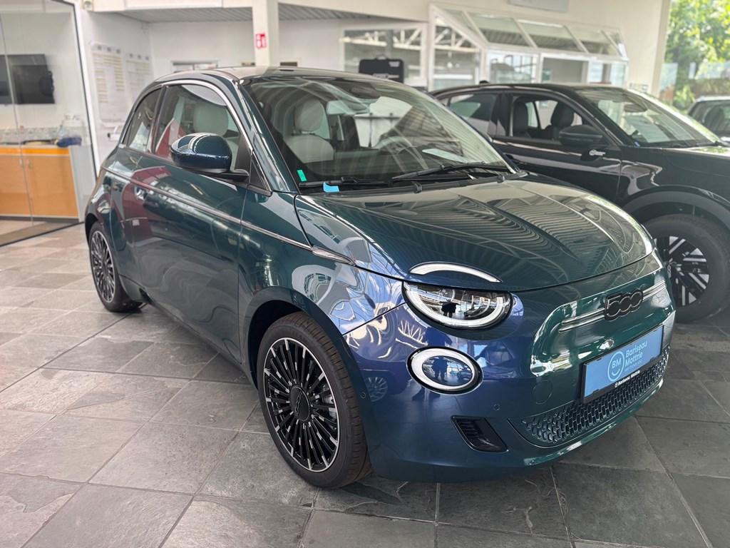 Fiat 500e 3+1 *LA PRIMA *FULL OPTION *FULL LED *VEGAN LEATH, Automaat, 87 kW, Blauw, Berline