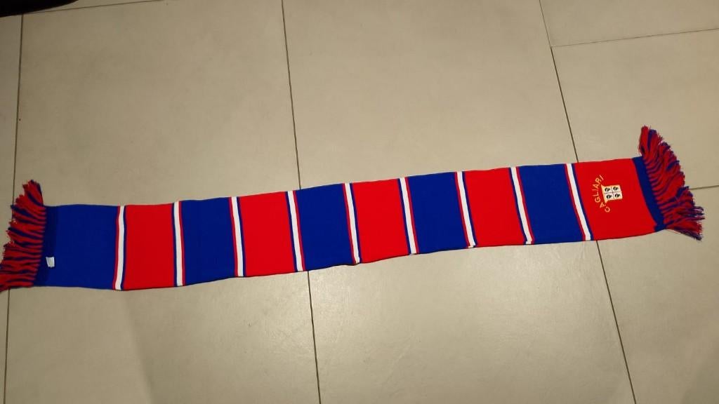 voetbalsjaal cagliari, Enlèvement ou Envoi