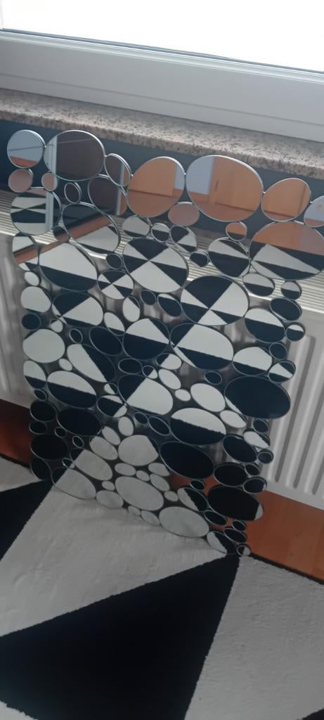 Miroir, Antiquités & Art, Enlèvement