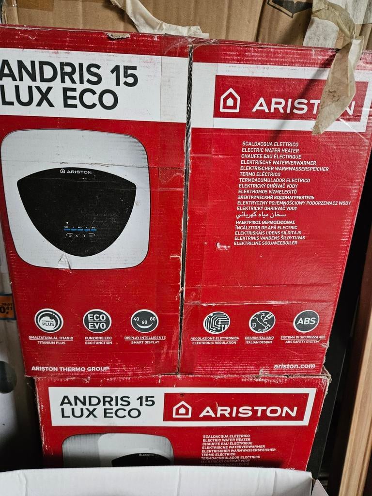 Boiler 15 liter ARISTON waterverwarmer Nieuwe voor 150 euro, Bricolage & Construction, Chauffe-eau & Boilers, Enlèvement, Boiler