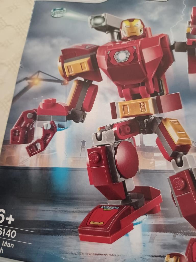 Lego 76140  rood goud  avengers 6+, Ophalen, Zo goed als nieuw, Complete set, Lego