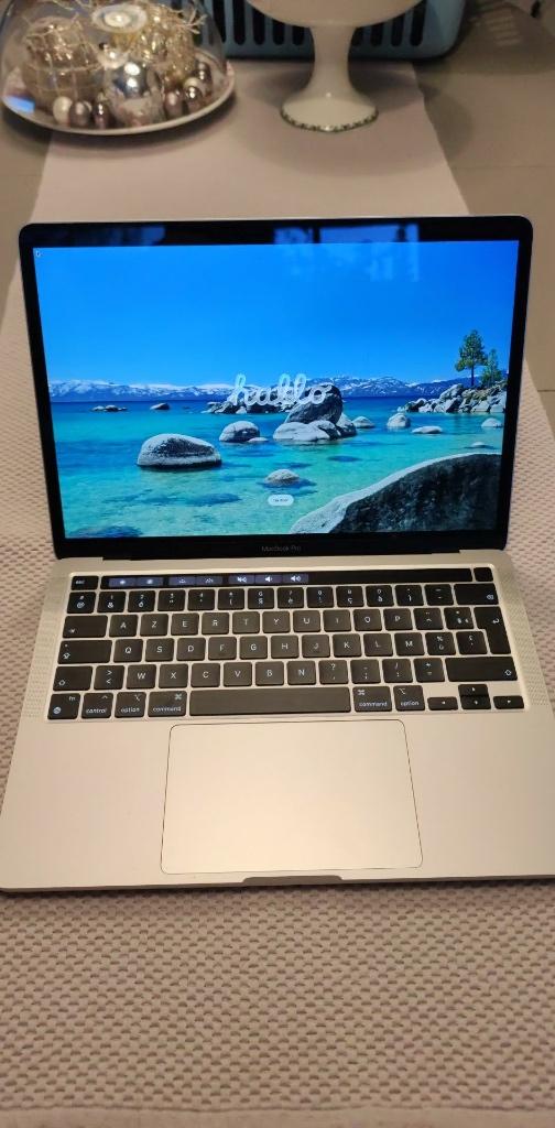 MacBook Pro, Informatique & Logiciels, Apple Macbooks, Neuf, 512 GB, Azerty, 8 GB