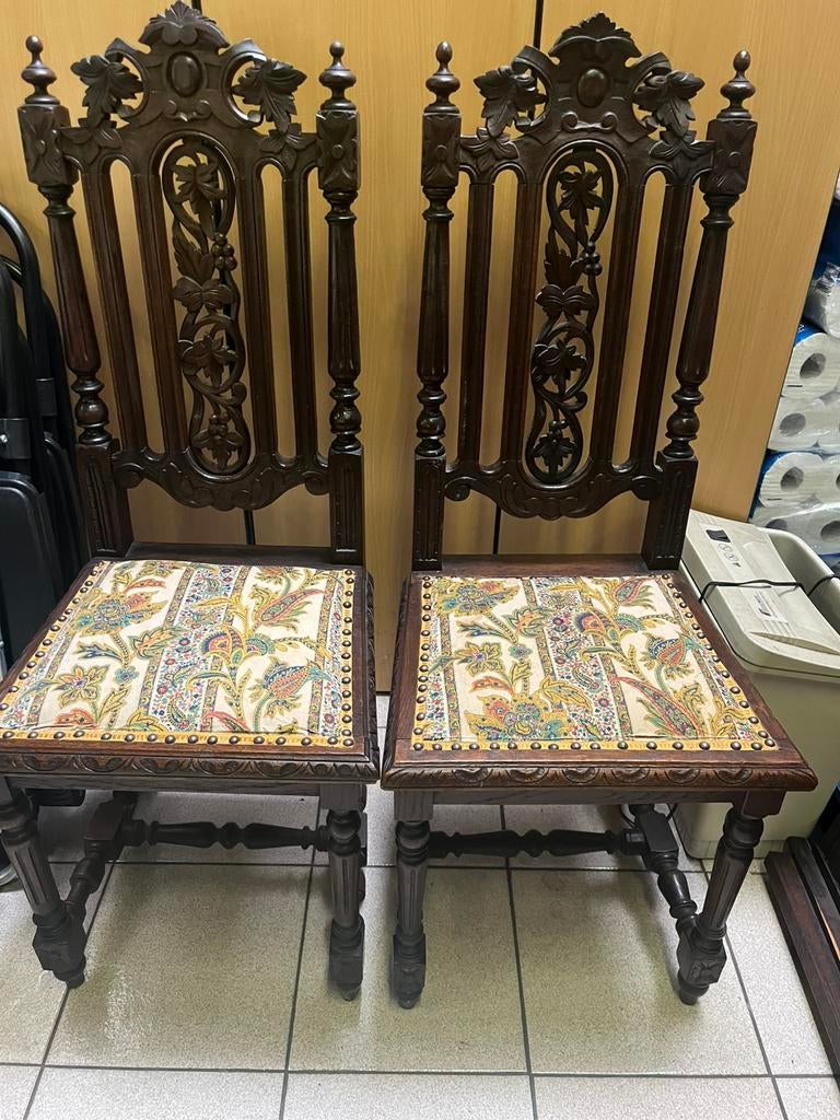 Vintage Bretoense tafel met 4 stoelen, Ophalen