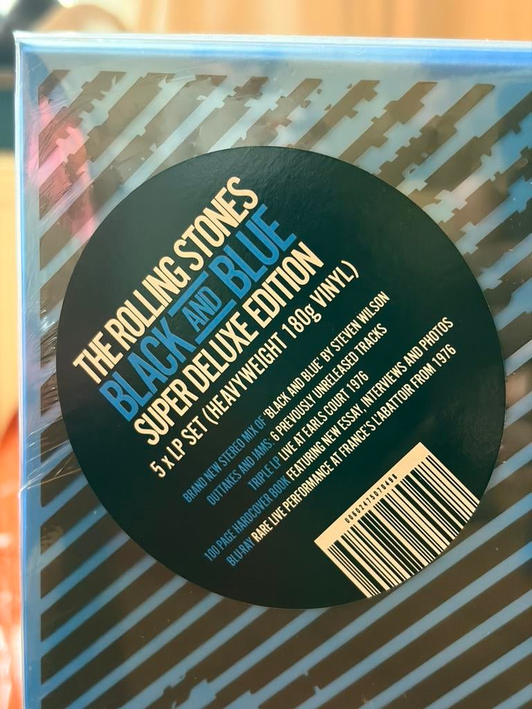 Album Black and Blue des Rolling Stones, Enlèvement, Neuf, dans son emballage