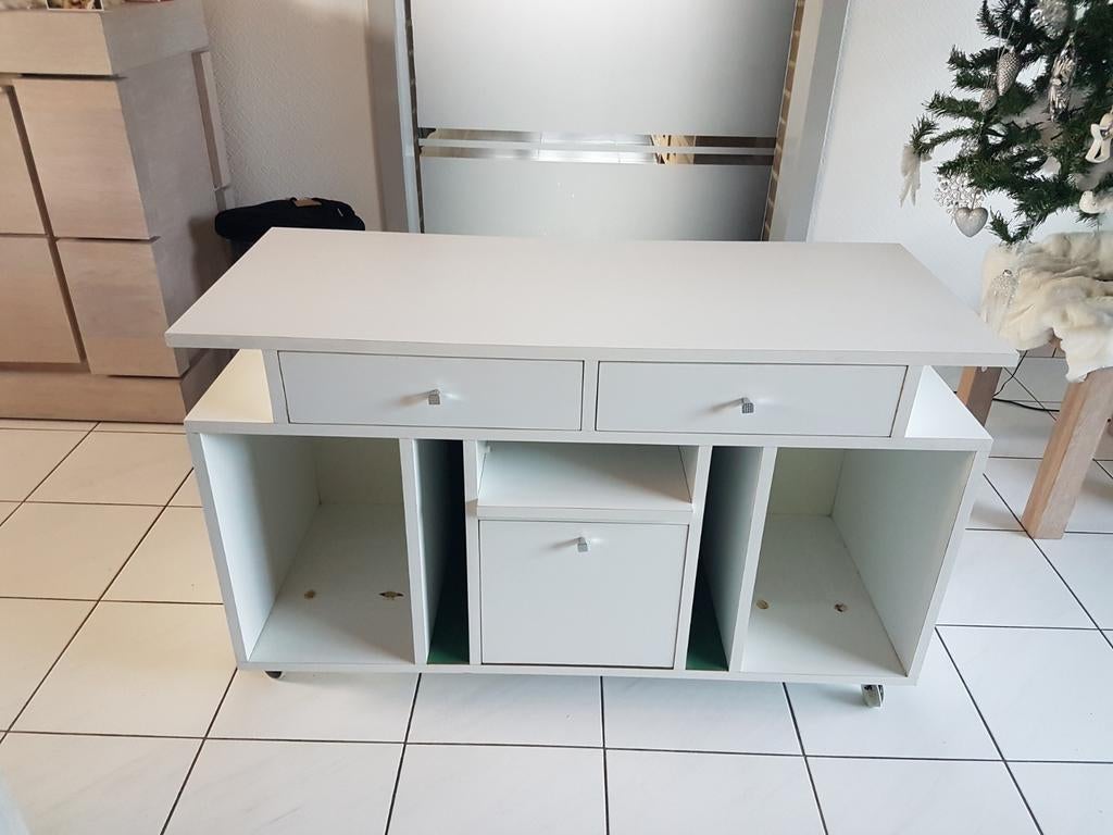 Kast op wieltjes, Ophalen, Gebruikt