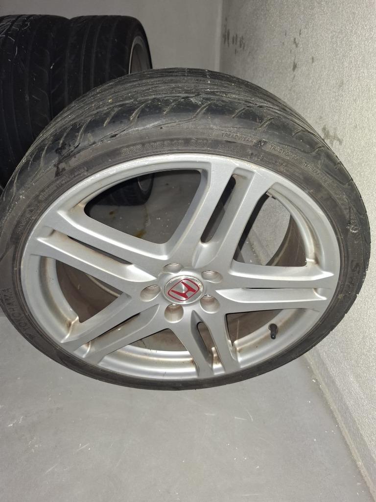 5x114.3 Yokohama-banden maat 225/35 R19, Gebruikt, Banden en Velgen, Personenwagen, Ophalen