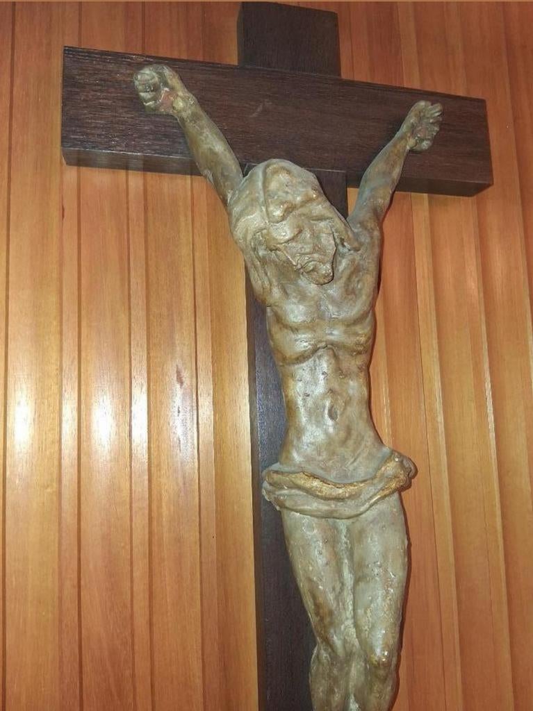 Crucifix de l'artiste Van Belleghem, Enlèvement ou Envoi