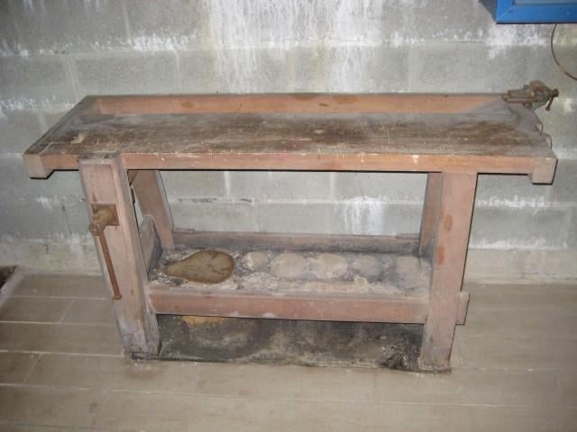 Etabli en hêtre avec étau ZGAN 275 EURO, Enlèvement, Comme neuf, Étau