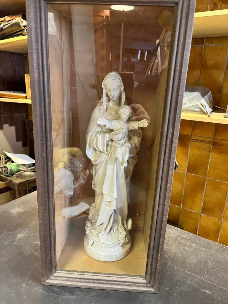 Mary avec un enfant., Antiquités & Art, Enlèvement