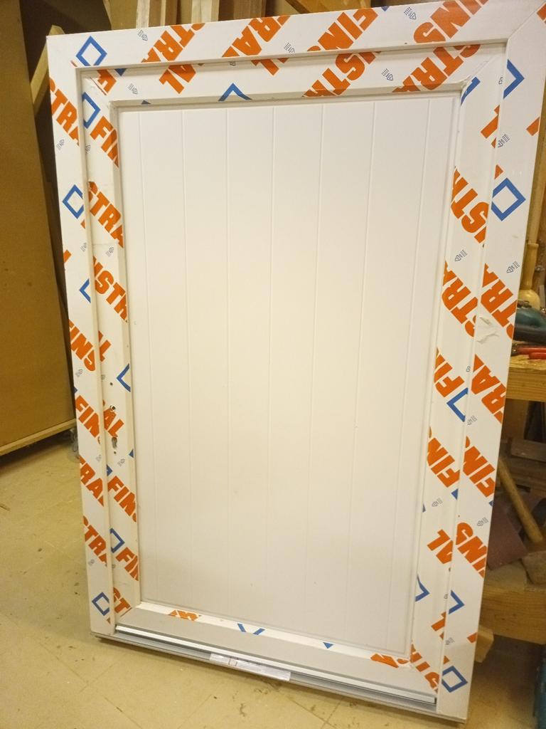 Porte de cave en pvc neuve FINSTRAL, Doe-het-zelf en Bouw, Raamkozijnen en Schuifdeuren, Nieuw, Ophalen