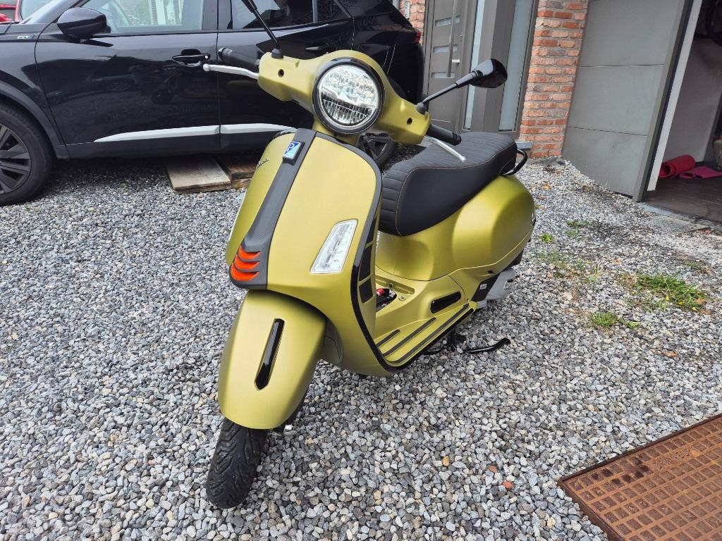 Vespa 125 Gts Super Sport, 1000km, 2023 neuve., Ophalen, 125 cc, Zo goed als nieuw, Benzine