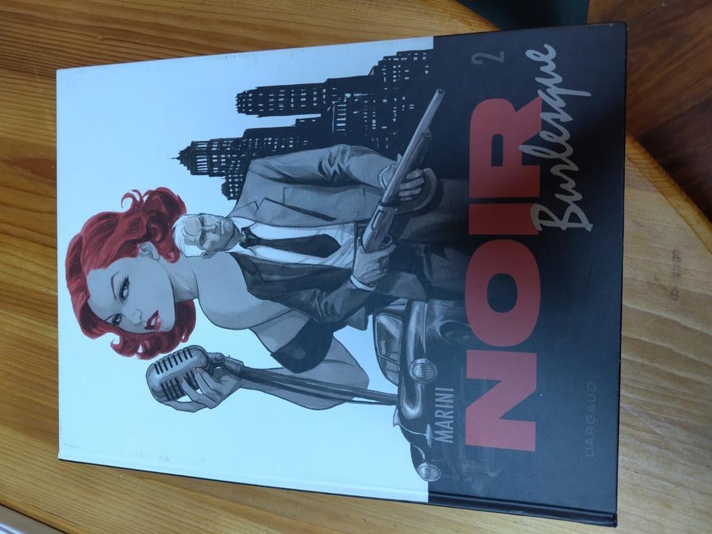 Noir burlesque T2, Ophalen, Zo goed als nieuw